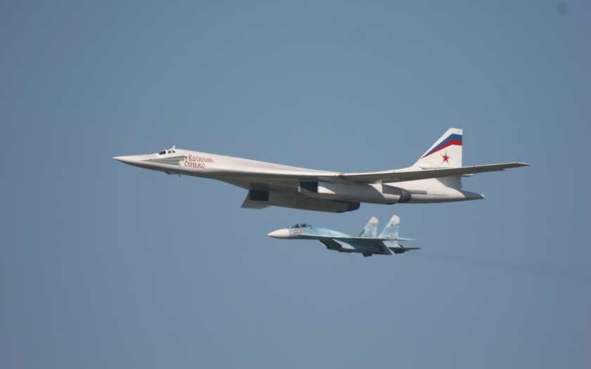 VIDEO: Ruský bombardér Tupolev Tu-160
