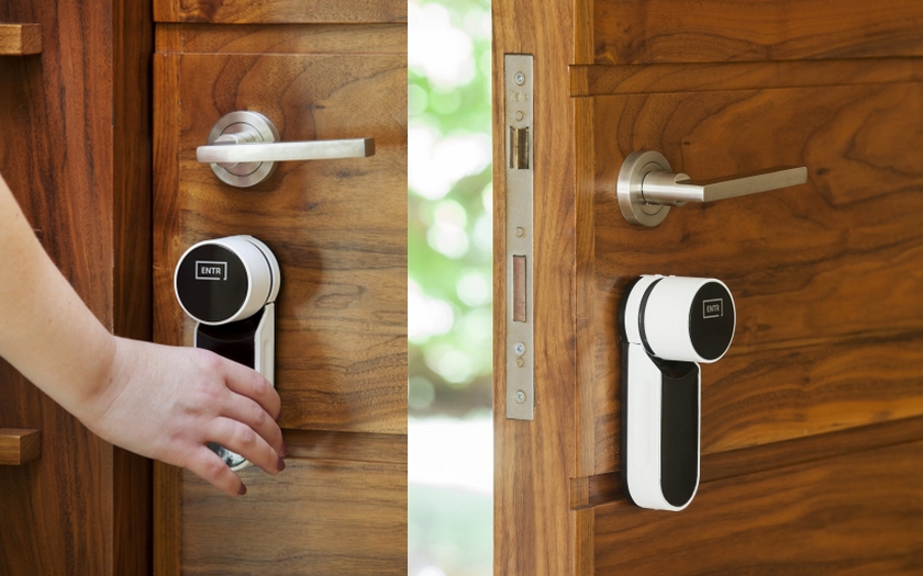 Chytrý zámek Mul-T-Lock® ENTR®. Zbrusu nový přístup k otvírání dveří vašeho domu