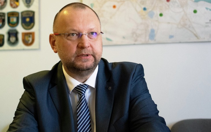 Vyjádřili jsme jasný nesouhlas. Snaha podepsat nákup BVP v době voleb je naprostým selháním, říká poslanec Bartošek