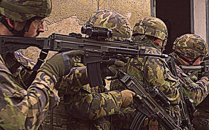 Aktivní záloha AČR - užitečný sociální experiment, armáda nedělá rozdíly, ženy rychle zapadnou, říká velitel družstva