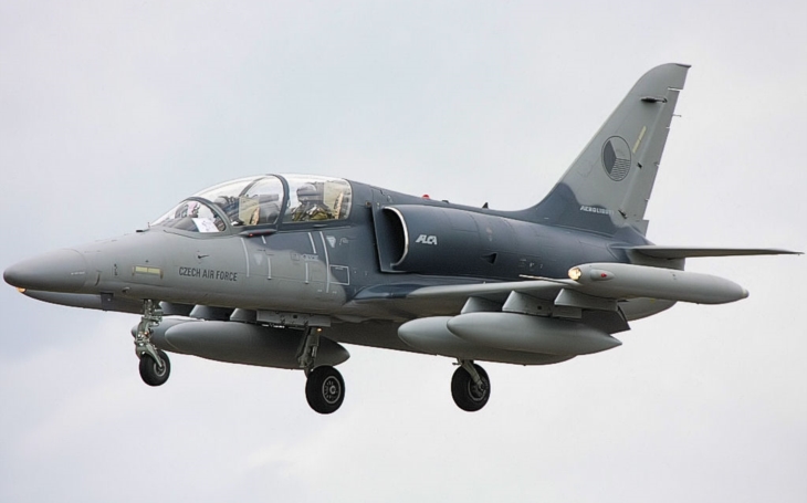 Překryt kabiny L-159 jednou odpadl, jednou praskl. Problémy letounů od Aero ohrožují důvěru zákazníků