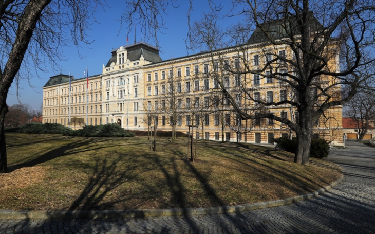Transparency International: Přímé zadávání armádních zakázek je ospravedlnitelné. Je však třeba tento způsob řádně zdůvodnit