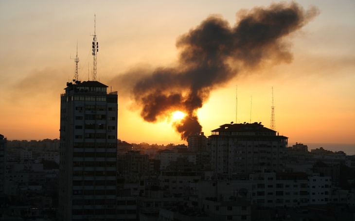 Hirošima, Nagasaki, Drážďany i Praha, dnes Gaza. Válka proti zlu přináší utrpení civilistům