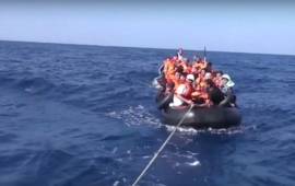 Z lodi na Sicílii se vylodilo všech 150 migrantů