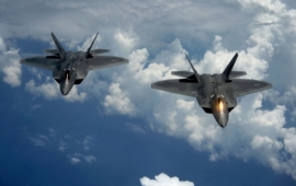 USA poslalo do Rumunska nejmodernější stíhačky F-22 Raptor