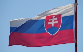 Slovensko: Podla Cigánikovej (SaS) sú slabo zarábajúci ľudia ťuťmáci, poslanci si zaslúžia vyššie platy.