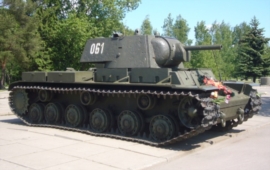 Zapomenuté příběhy - Jeden proti všem. Jak sovětský těžký tank držel 24 hodin v šachu německou divizi