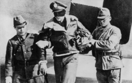 ,,Je třeba všechny zabít”. Den, kdy Japonci masakrovali Američany. Statečný mariňák se osudu vzepřel