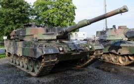 Na veletrhu obranné a bezpečnostní techniky IDET budou moci návštěvníci vidět i tank Leopard 2A4